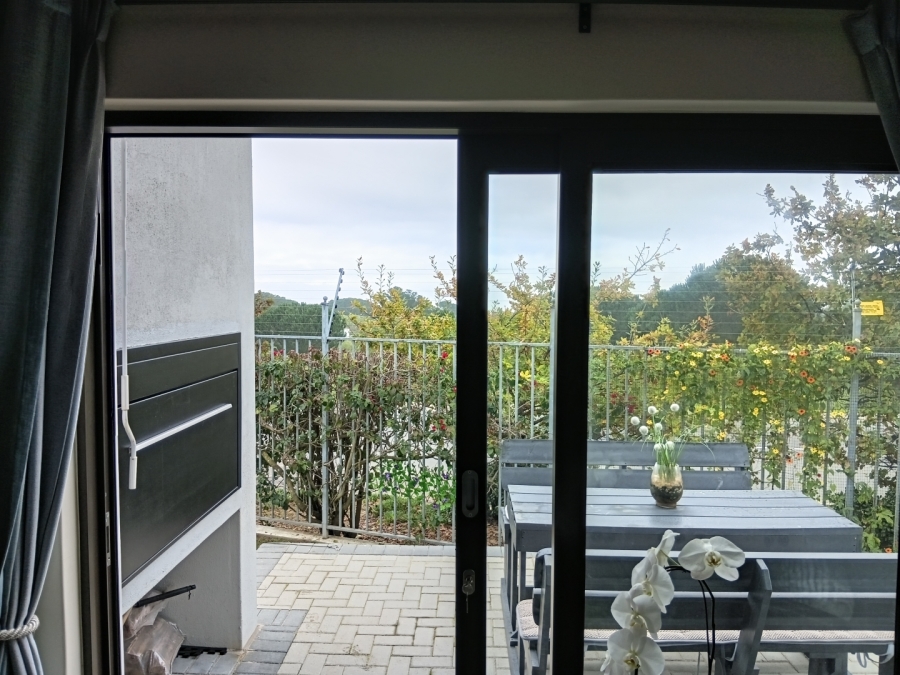 2 Bedroom Property for Sale in Zevenwacht Retirement Village Western Cape